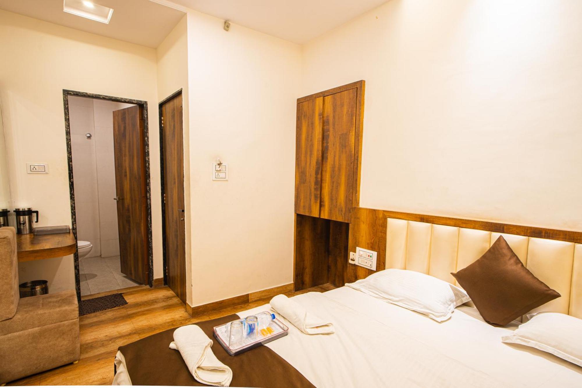 Hotel Khajanchi Kota  Luaran gambar