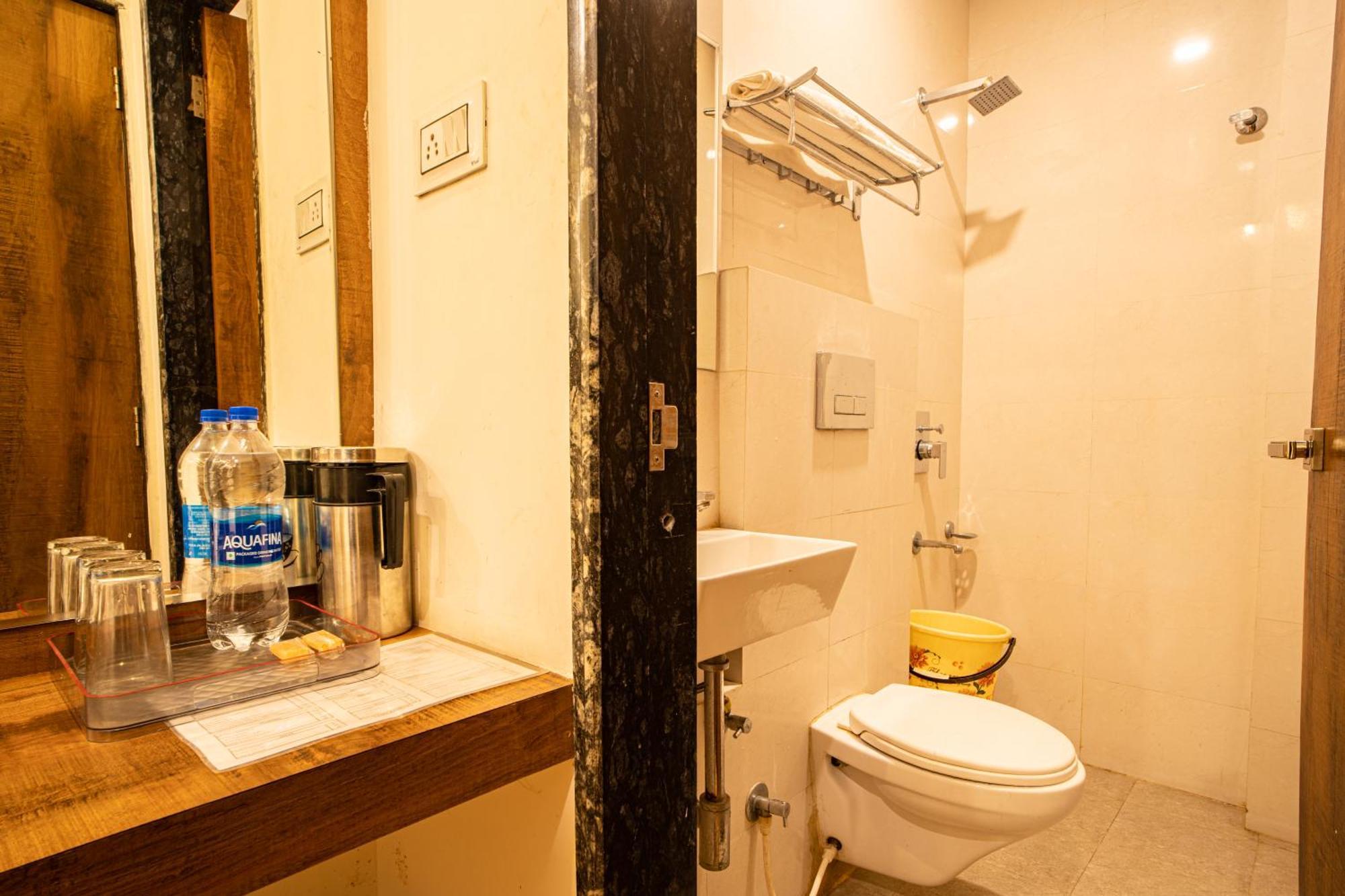 Hotel Khajanchi Kota  Luaran gambar